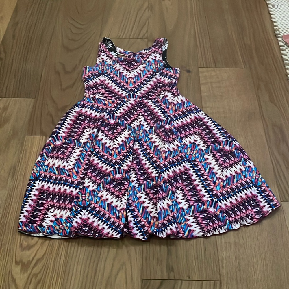Reversible dress, two patterns